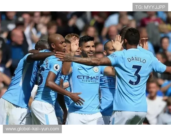 曼城阵型收放自如