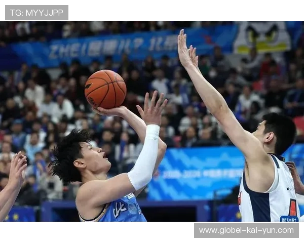 广厦快攻连得10分，北京防守崩溃