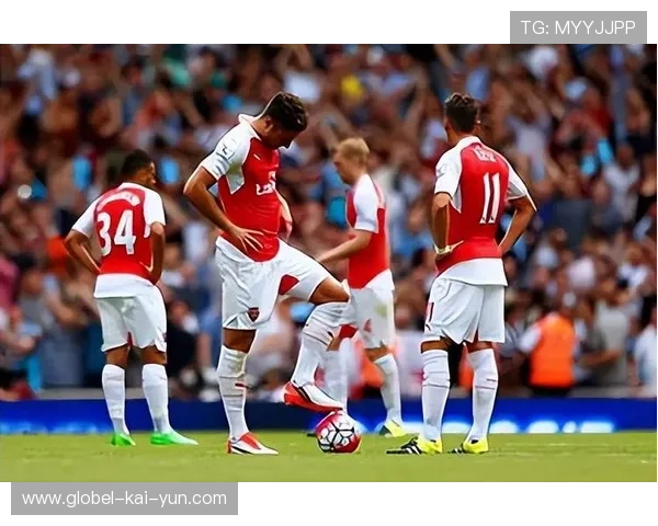 曼联防线前移后整体距离明显收紧：从战术细节到比赛影响的深度剖析