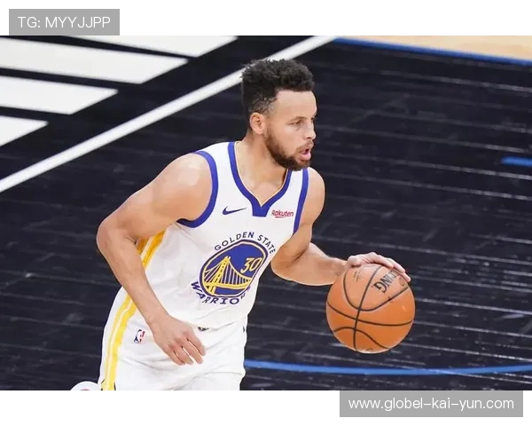 库里阅读防守能力，得到更大施展空间