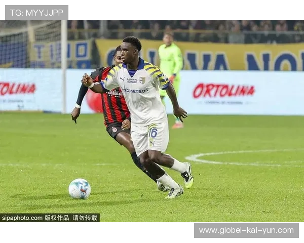 莱奥单刀破门AC米兰再下一城